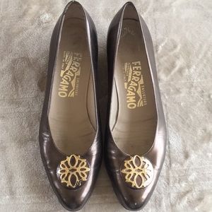 Salvatore Ferragamo low heels 6.5AA Made in 🇮🇹